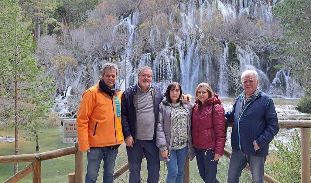El Río Cuervo con turistas