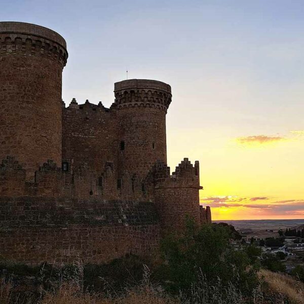 Castillo de Belmonte al atardecer